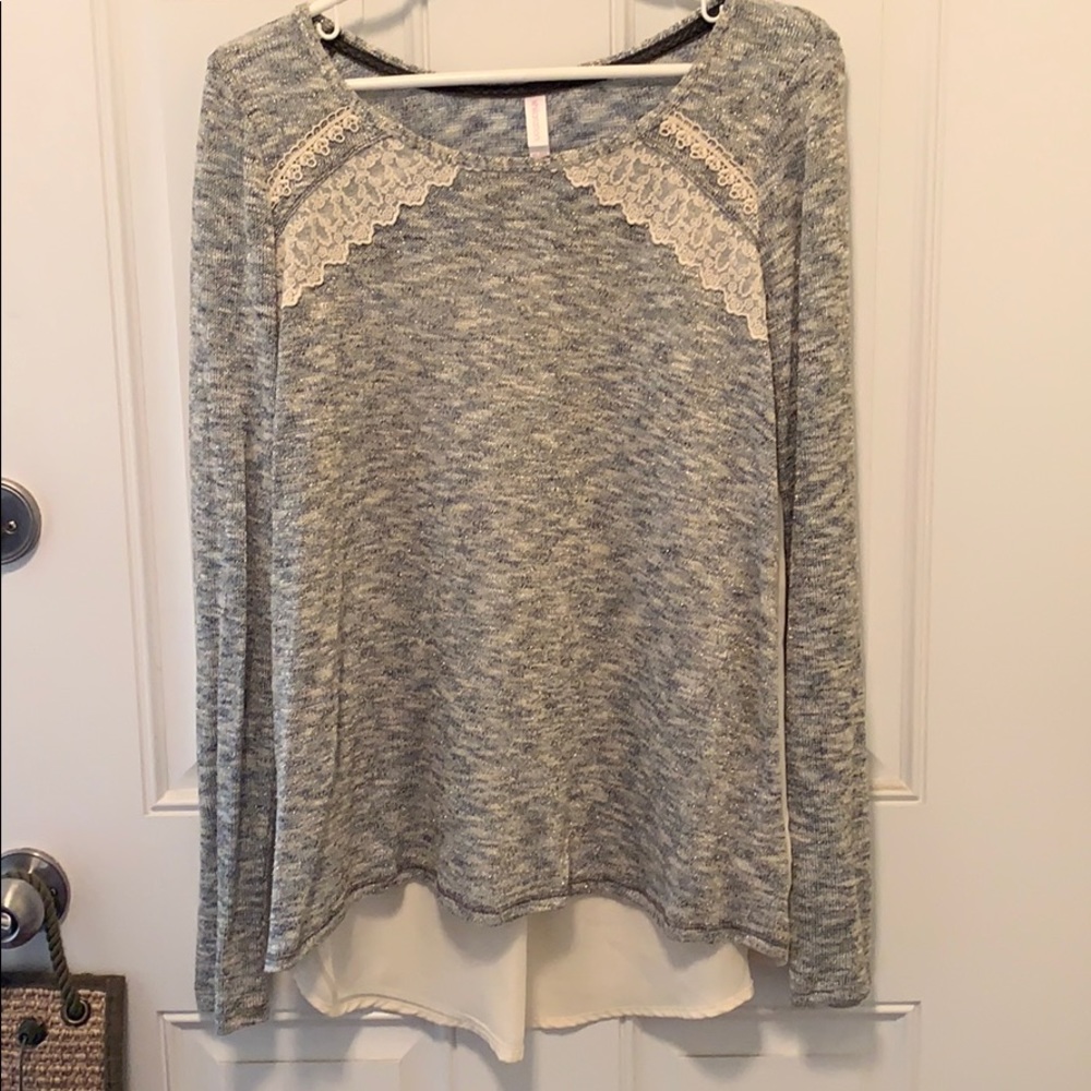 Xhilaration Long Sleeve blouse